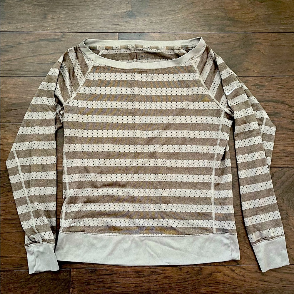 Women’s Nike Dri-fit Wide Neck Perforated Jersey Material- size MED -